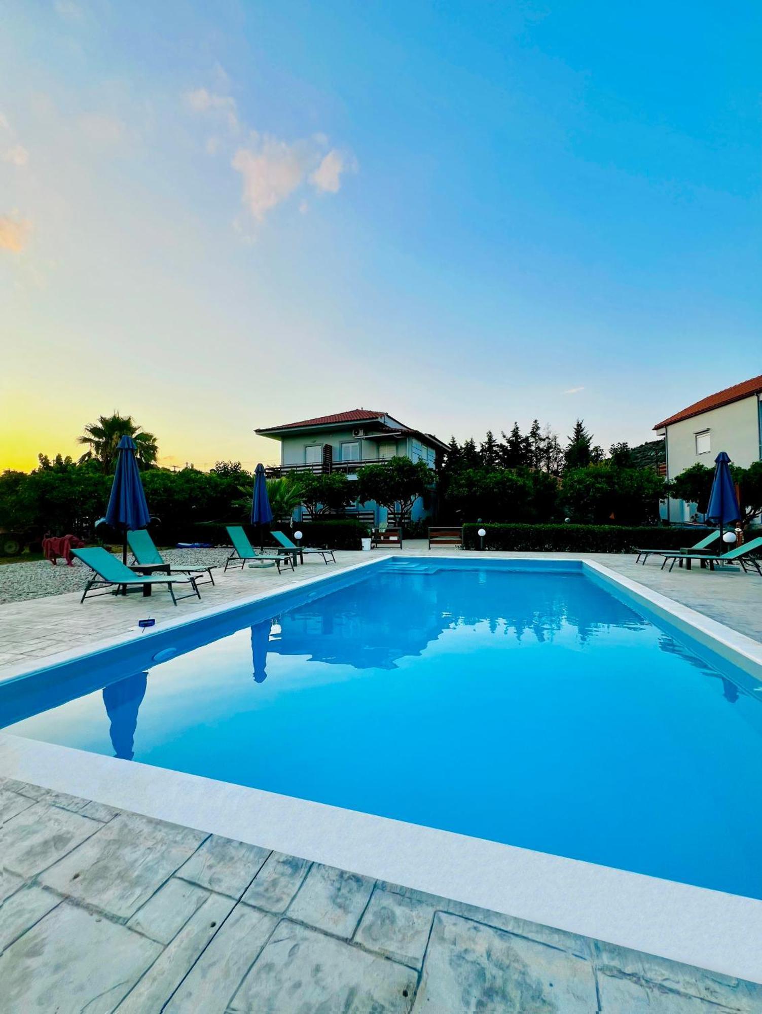 Ktima Klimentini Apartment วิวารี ภายนอก รูปภาพ
